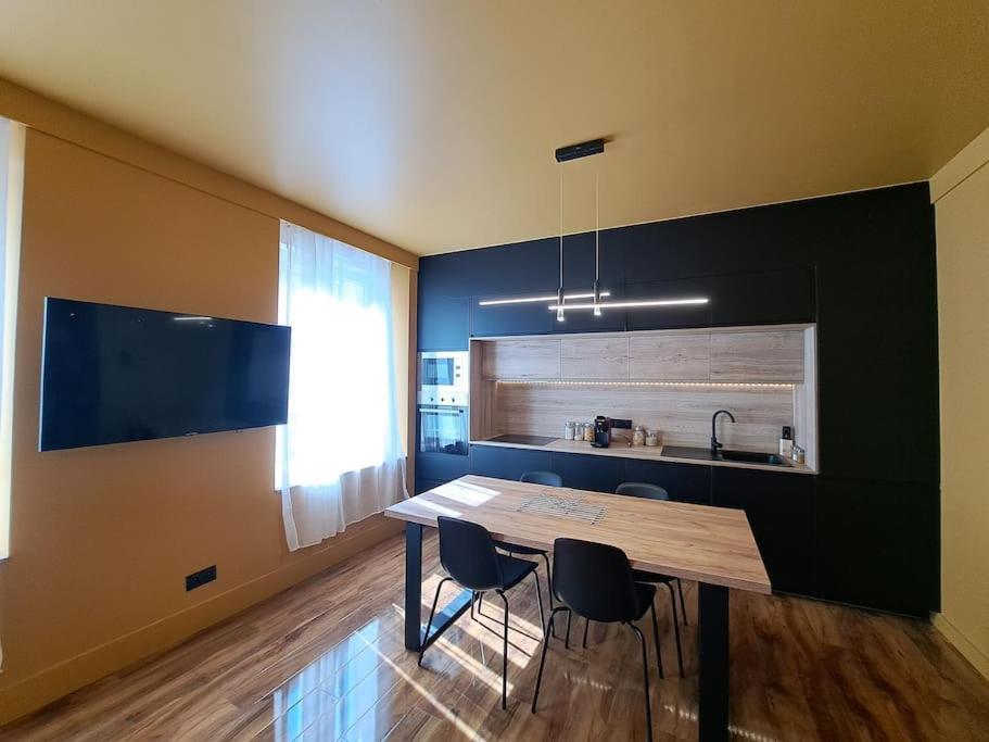 Апартаменти Geneve - Logement Fastueux Реймс Екстер'єр фото